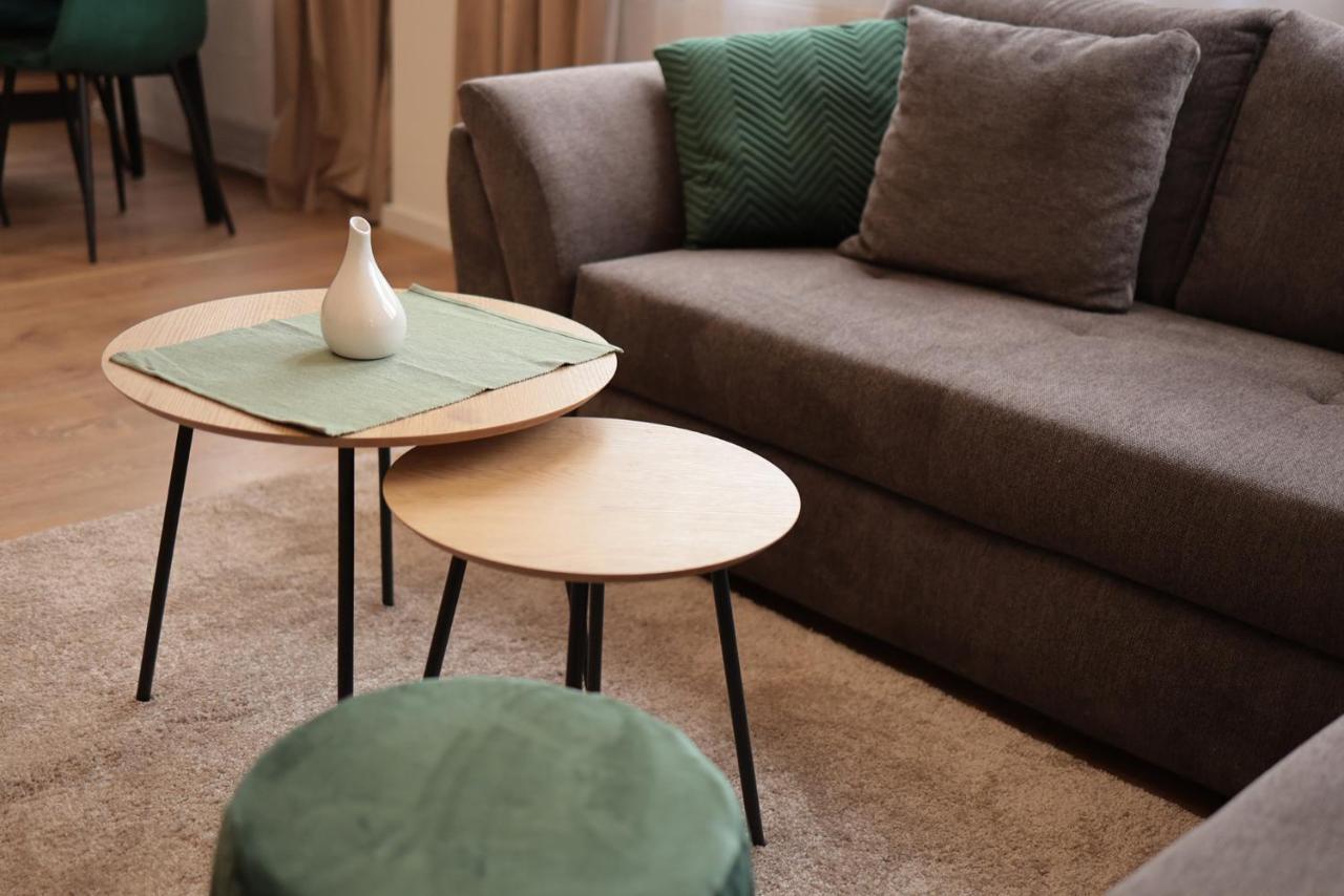 Beautiful And Stylish 2 Bedroom Apartment In The City Center And In The Pedestrian Zone براتسيلافا المظهر الخارجي الصورة