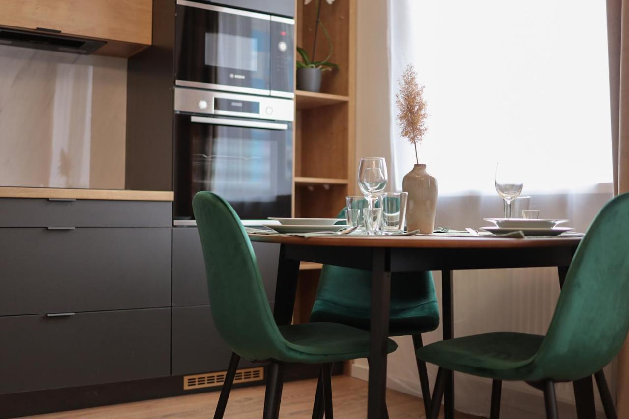 Beautiful And Stylish 2 Bedroom Apartment In The City Center And In The Pedestrian Zone براتسيلافا المظهر الخارجي الصورة