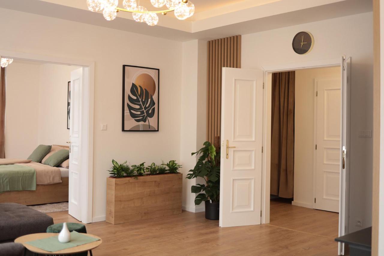 Beautiful And Stylish 2 Bedroom Apartment In The City Center And In The Pedestrian Zone براتسيلافا المظهر الخارجي الصورة