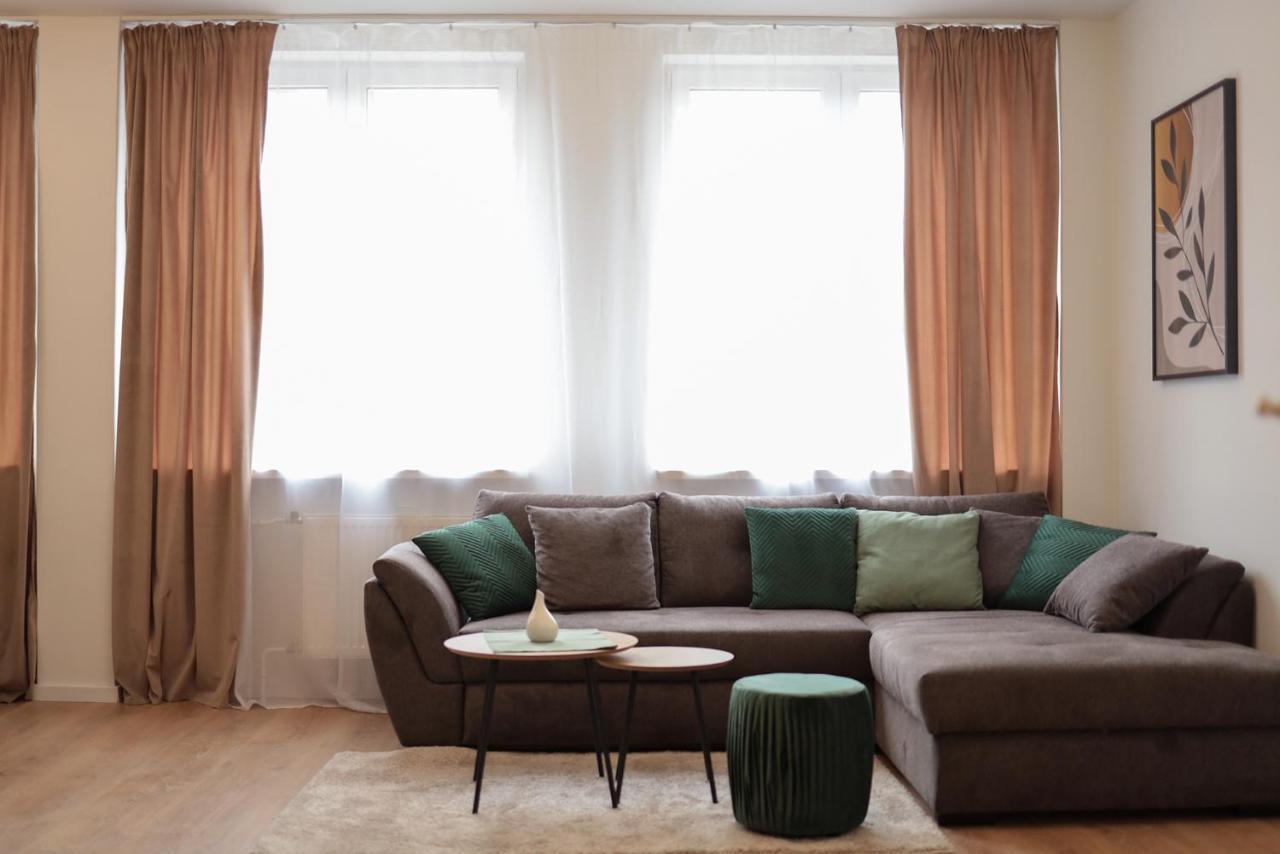 Beautiful And Stylish 2 Bedroom Apartment In The City Center And In The Pedestrian Zone براتسيلافا المظهر الخارجي الصورة